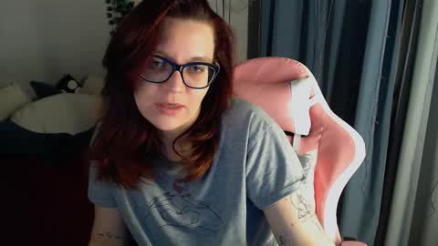 Snapshot of millapoolys chatting on December 18, 2024, 8:36 pm Milla online show from December 18, 2024, 8:36 pm