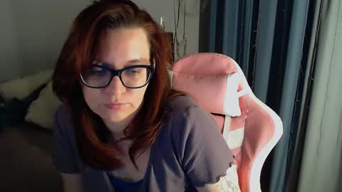 Snapshot of millapoolys chatting on January 21, 2025, 10:19 pm Milla online show from January 21, 2025, 10:19 pm