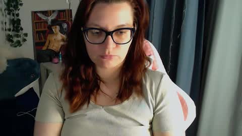 Snapshot of millapoolys chatting on February 28, 2025, 4:20 pm Milla online show from February 28, 2025, 4:20 pm