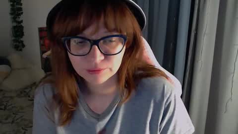 Snapshot of millapoolys chatting on September 16, 2025, 7:59 pm Milla online show from September 16, 2025, 7:59 pm