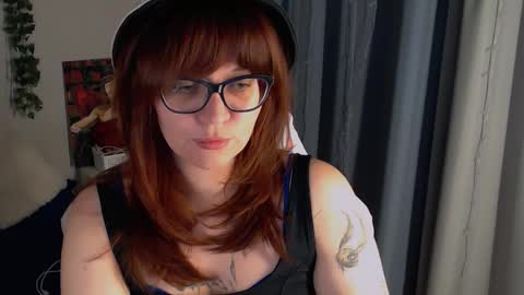 Snapshot of millapoolys chatting on September 29, 2025, 7:51 pm Milla online show from September 29, 2025, 7:51 pm