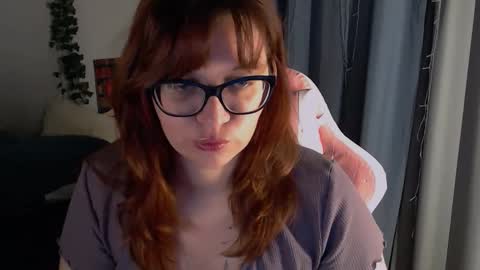 Snapshot of millapoolys chatting on October 5, 2025, 4:38 pm Milla online show from October 5, 2025, 4:38 pm