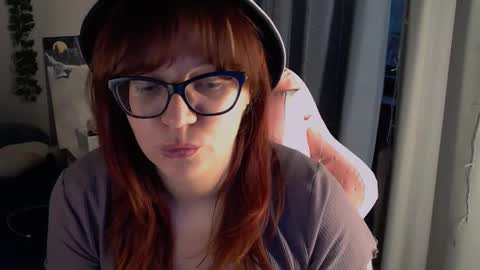 Snapshot of millapoolys chatting on October 12, 2025, 2:49 pm Milla online show from October 12, 2025, 2:49 pm