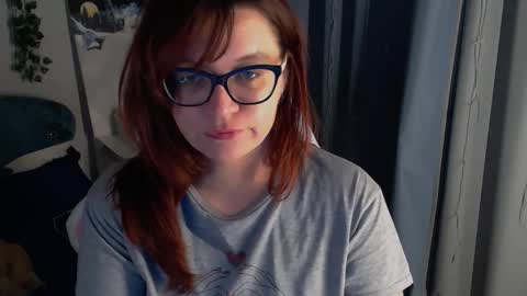 Snapshot of millapoolys chatting on November 1, 2025, 9:39 pm Milla online show from November 1, 2025, 9:39 pm