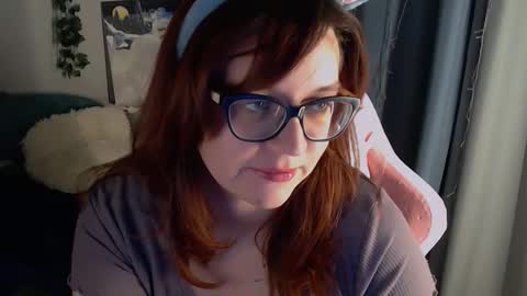 Snapshot of millapoolys chatting on November 16, 2025, 6:46 pm Milla online show from November 16, 2025, 6:46 pm