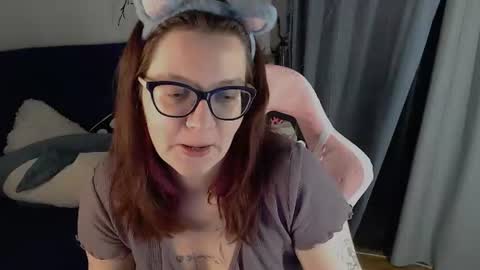 Snapshot of millapoolys chatting on July 10, 2026, 1:36 pm Milla online show from July 10, 2026, 1:36 pm