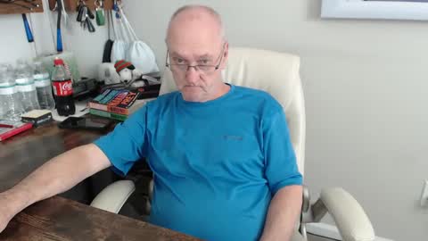 millenium0129 online show from October 9, 2025, 3:54 pm