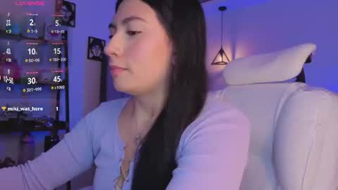 miller_vanessa_ online show from July 1, 2026, 9:14 pm