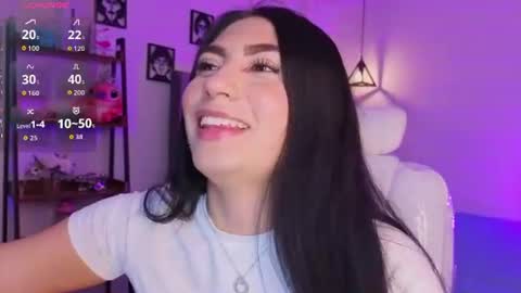 miller_vanessa_ online show from July 7, 2026, 8:57 pm