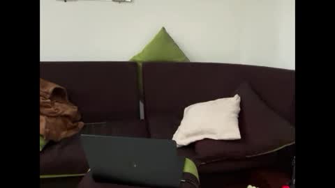 SlimnHungOH online show from October 19, 2025, 2:40 pm