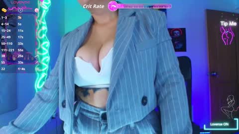 Im girl my name is Johana  online show from November 6, 2025, 10:10 pm