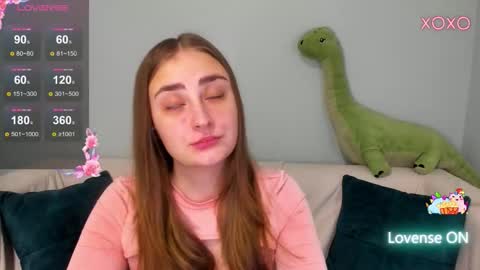 Milly online show from February 19, 2026, 1:23 am