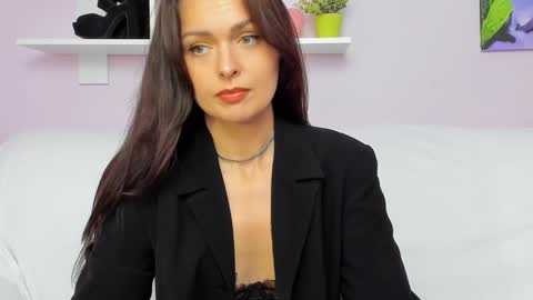 Snapshot of milly_hottt chatting on September 19, 2025, 12:50 pm Milly online show from September 19, 2025, 12:50 pm