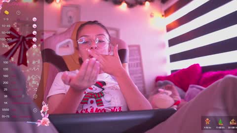 Snapshot of milly_kenner chatting on December 11, 2024, 7:57 pm MILLY online show from December 11, 2024, 7:57 pm