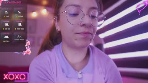 Snapshot of milly_kenner chatting on February 5, 2025, 8:25 pm MILLY online show from February 5, 2025, 8:25 pm