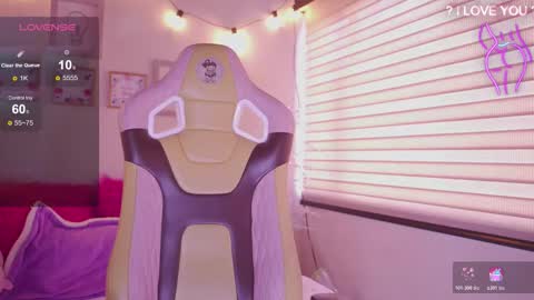 Snapshot of milly_kenner chatting on March 3, 2026, 7:20 pm MILLY online show from March 3, 2026, 7:20 pm