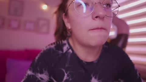 MILLY online show from April 14, 2026, 7:09 pm