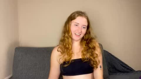 Snapshot of milly_milliy chatting on October 20, 2025, 4:18 pm Milly online show from October 20, 2025, 4:18 pm