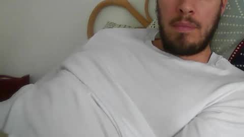 Snapshot of milowww1601 chatting on February 11, 2026, 1:38 pm milowww1601 online show from February 11, 2026, 1:38 pm