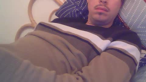 Snapshot of milowww1601 chatting on February 16, 2026, 5:25 am milowww1601 online show from February 16, 2026, 5:25 am