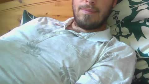 Snapshot of milowww1601 chatting on May 27, 2026, 9:28 am milowww1601 online show from May 27, 2026, 9:28 am