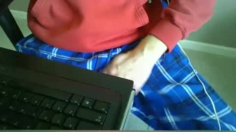 milwaukeebadger24 online show from December 13, 2024, 6:49 pm