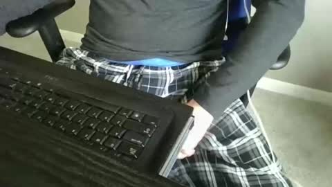 milwaukeebadger24 online show from March 5, 2025, 4:57 pm