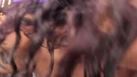 Mily online show from March 4, 2026, 2:39 am