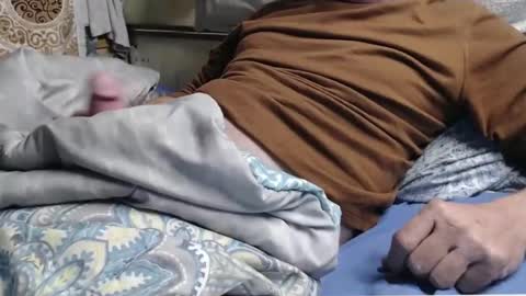 mimes32 online show from November 21, 2025, 12:21 am