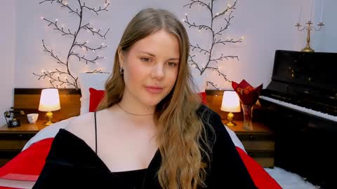 Kelly online show from February 5, 2025, 9:15 am