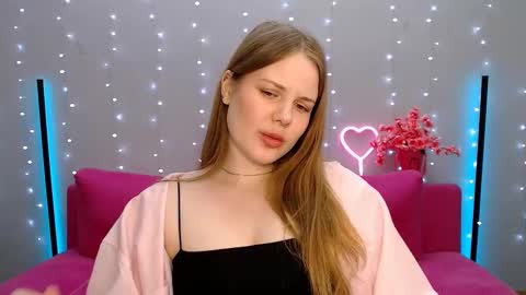 Kelly online show from February 19, 2025, 5:38 pm