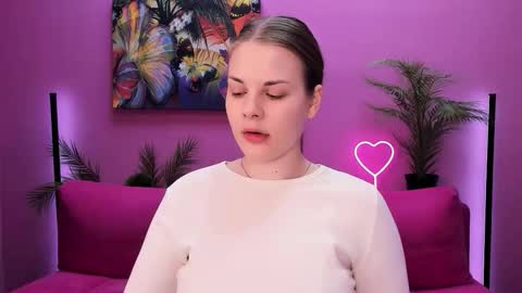 Kelly online show from October 22, 2025, 9:09 am