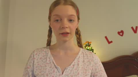 Snapshot of mimichelle chatting on December 30, 2024, 8:43 am mimichelle online show from December 30, 2024, 8:43 am