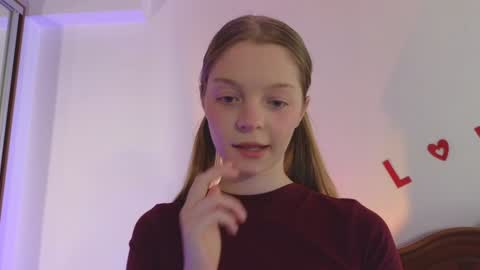 Snapshot of mimichelle chatting on January 7, 2025, 5:22 am mimichelle online show from January 7, 2025, 5:22 am