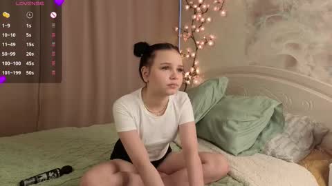 Snapshot of mimimi1209 chatting on March 3, 2026, 4:07 am Dana online show from March 3, 2026, 4:07 am