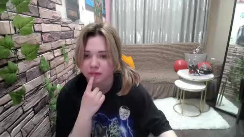 mimimishel_69 online show from February 14, 2025, 11:31 am
