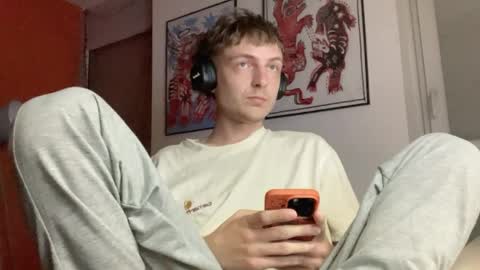 mimiro12 online show from April 3, 2026, 12:19 am