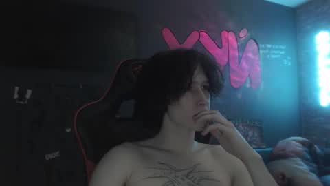 Max online show from September 18, 2025, 1:18 am