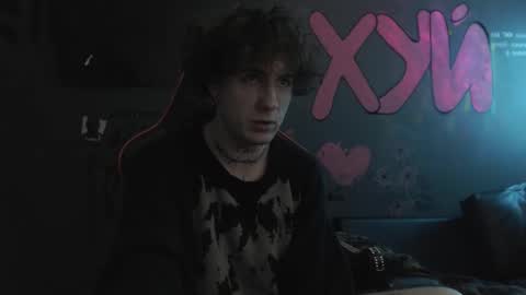 Max online show from October 22, 2025, 4:24 am