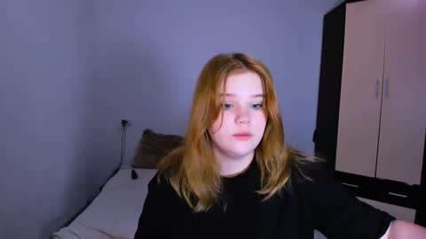 hi Im Mina  online show from December 20, 2025, 1:45 am