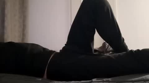 Snapshot of minaquerida chatting on December 12, 2024, 3:10 am Ll online show from December 12, 2024, 3:10 am