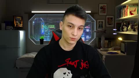 minato_kono online show from December 2, 2025, 10:53 am