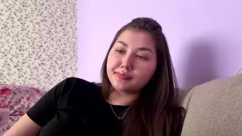 Snapshot of minavibe chatting on July 20, 2026, 8:39 am minavibe online show from July 20, 2026, 8:39 am