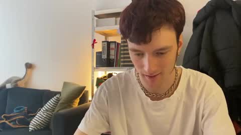 Snapshot of mindly chatting on January 14, 2025, 11:42 am Mindly online show from January 14, 2025, 11:42 am