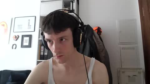 Snapshot of mindly chatting on October 27, 2025, 10:41 am Mindly online show from October 27, 2025, 10:41 am