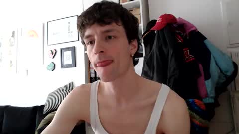 Snapshot of mindly chatting on January 8, 2026, 10:39 am Mindly online show from January 8, 2026, 10:39 am