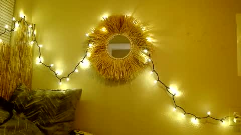 Mindy online show from November 6, 2025, 10:05 am