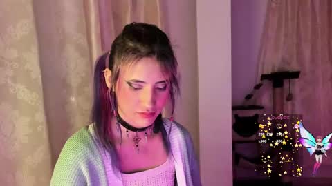 Snapshot of minefoxy2 chatting on December 11, 2024, 12:02 am Amber online show from December 11, 2024, 12:02 am