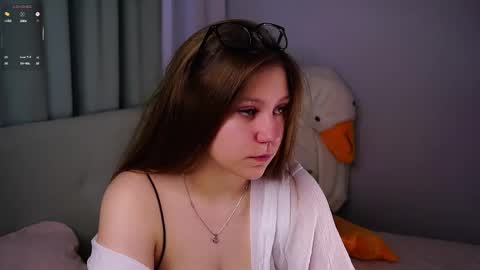 Mary online show from April 16, 2026, 1:28 am