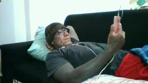 miniimgra online show from March 9, 2025, 2:50 am